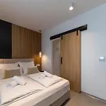 White By Belmont Realty * Zadar
