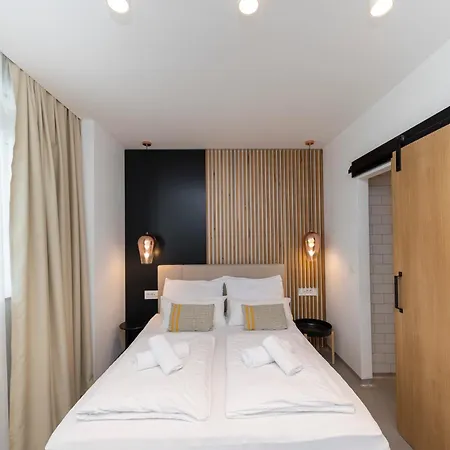 White By Belmont Realty 아파트 자다르