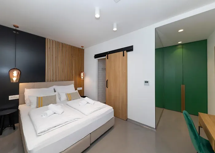 White By Belmont Realty Appartement Zadar